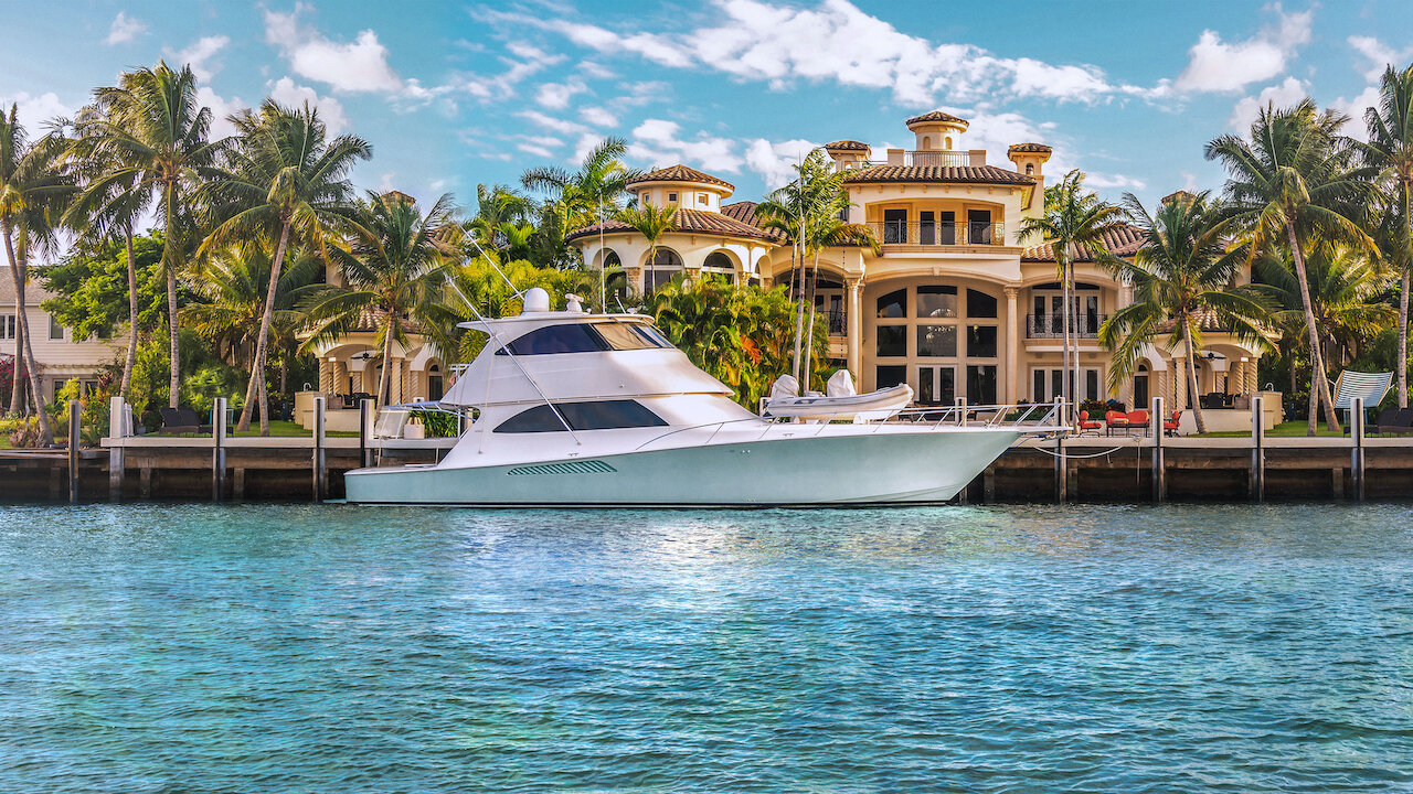 Watch Selling Tampa Netflix Official Site